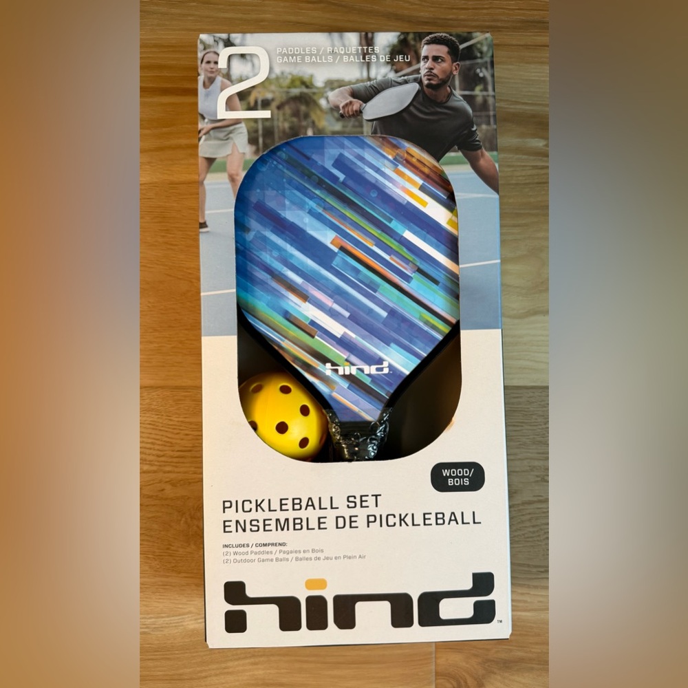 Hind Pickleball Set - 2 Paddles - 2 Balls - New In Box